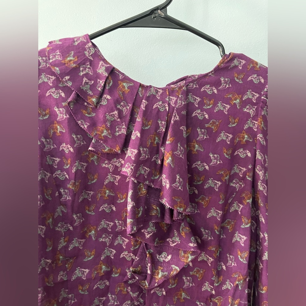 Structured Bird Print Top - Picture 4 of 7